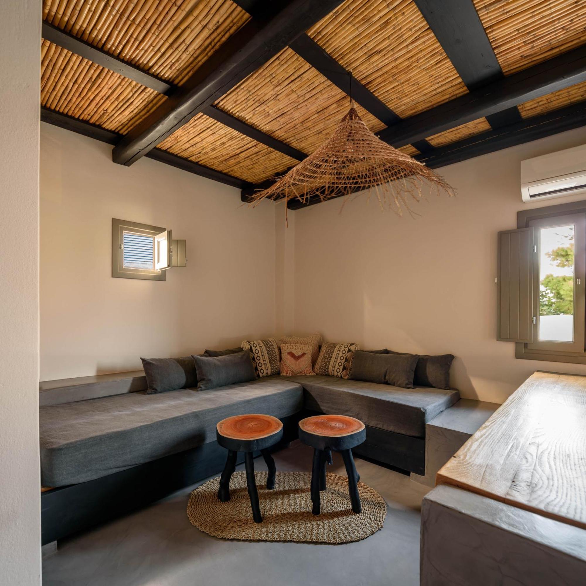 Misteli Suites Акротири Экстерьер фото